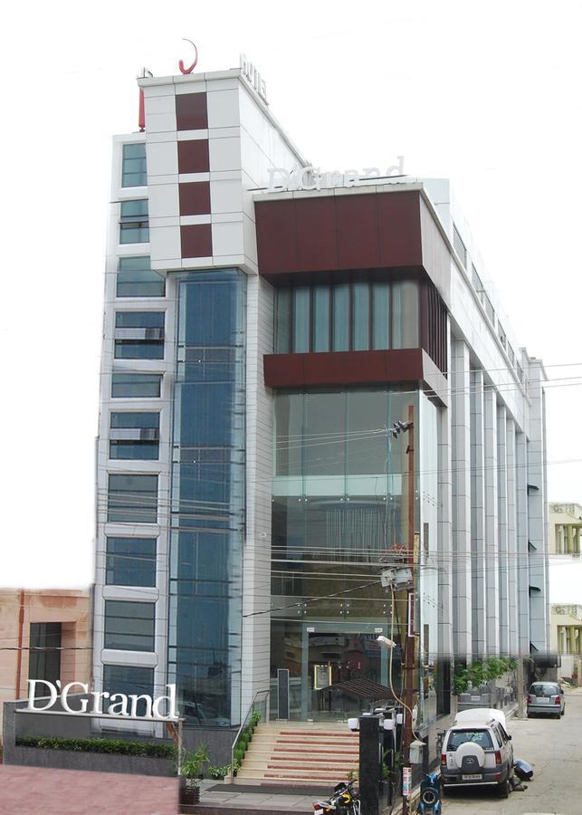 Hotel D'Grand Bareilly Exterior photo